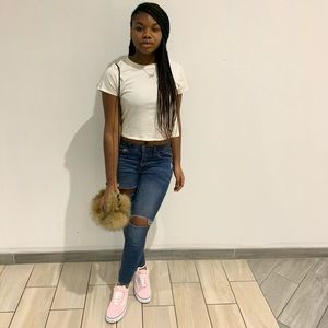 Meet your Posher, Mia